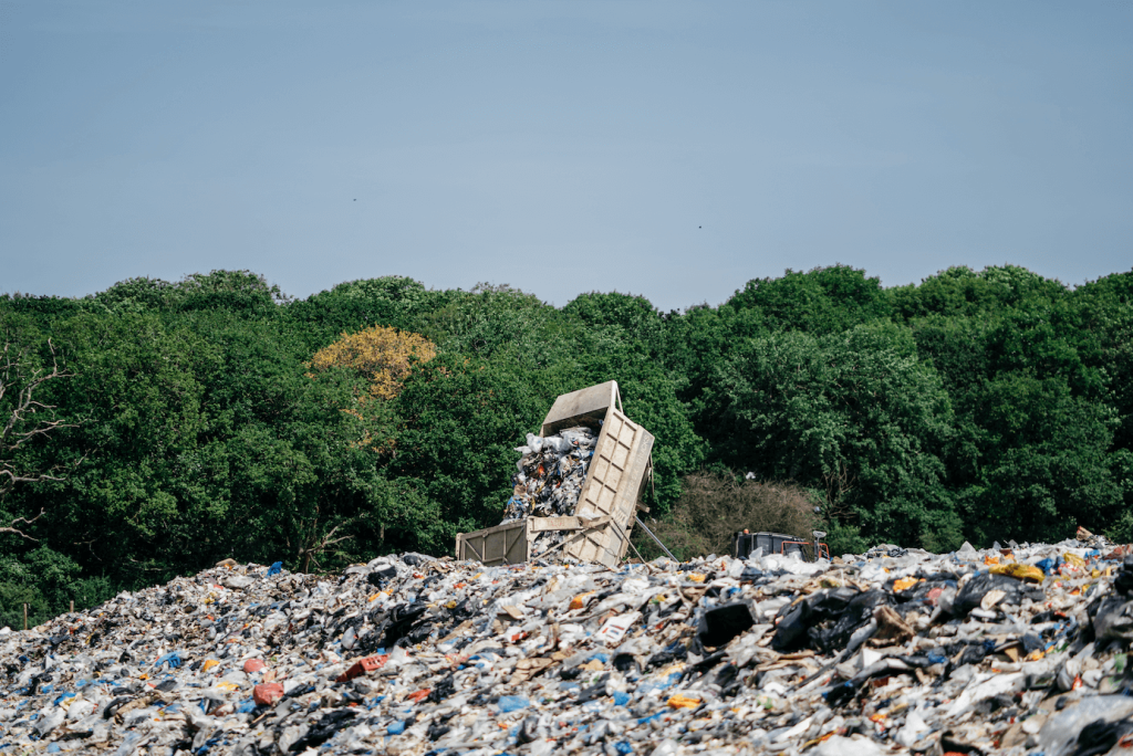 BTS of Greenpeace campaign, dumper truck at landfill